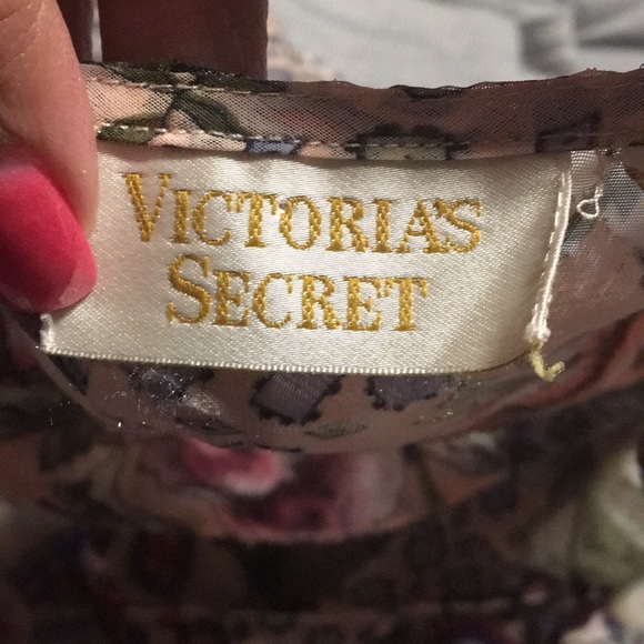 Victoria’s Secret Button Down Night Shirt - Picture 4 of 7